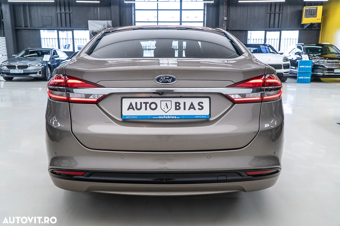 Ford Mondeo 2.0 Ti-VCT Hybrid Titanium - 25