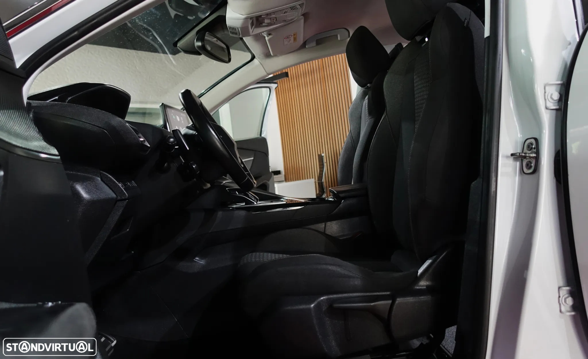 Peugeot 5008 1.6 BlueHDi GT Line EAT6 - 36