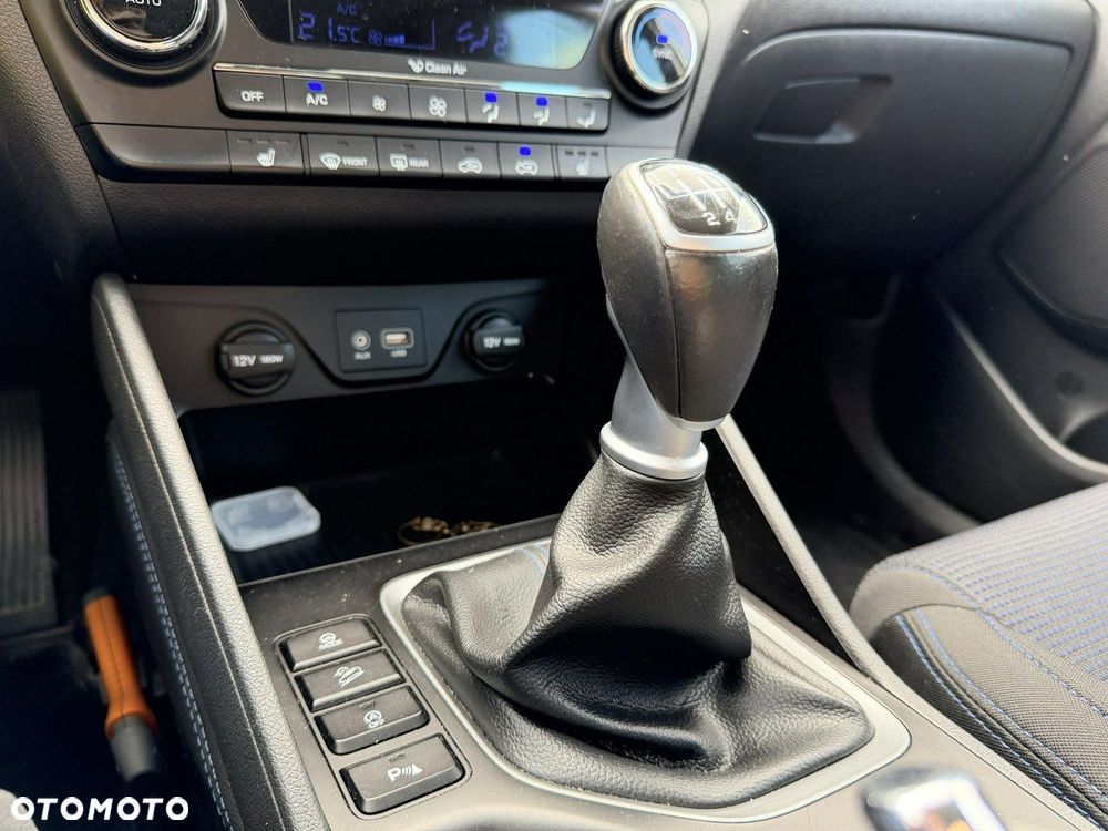 Hyundai Tucson blue 1.7 CRDi 2WD Passion - 24