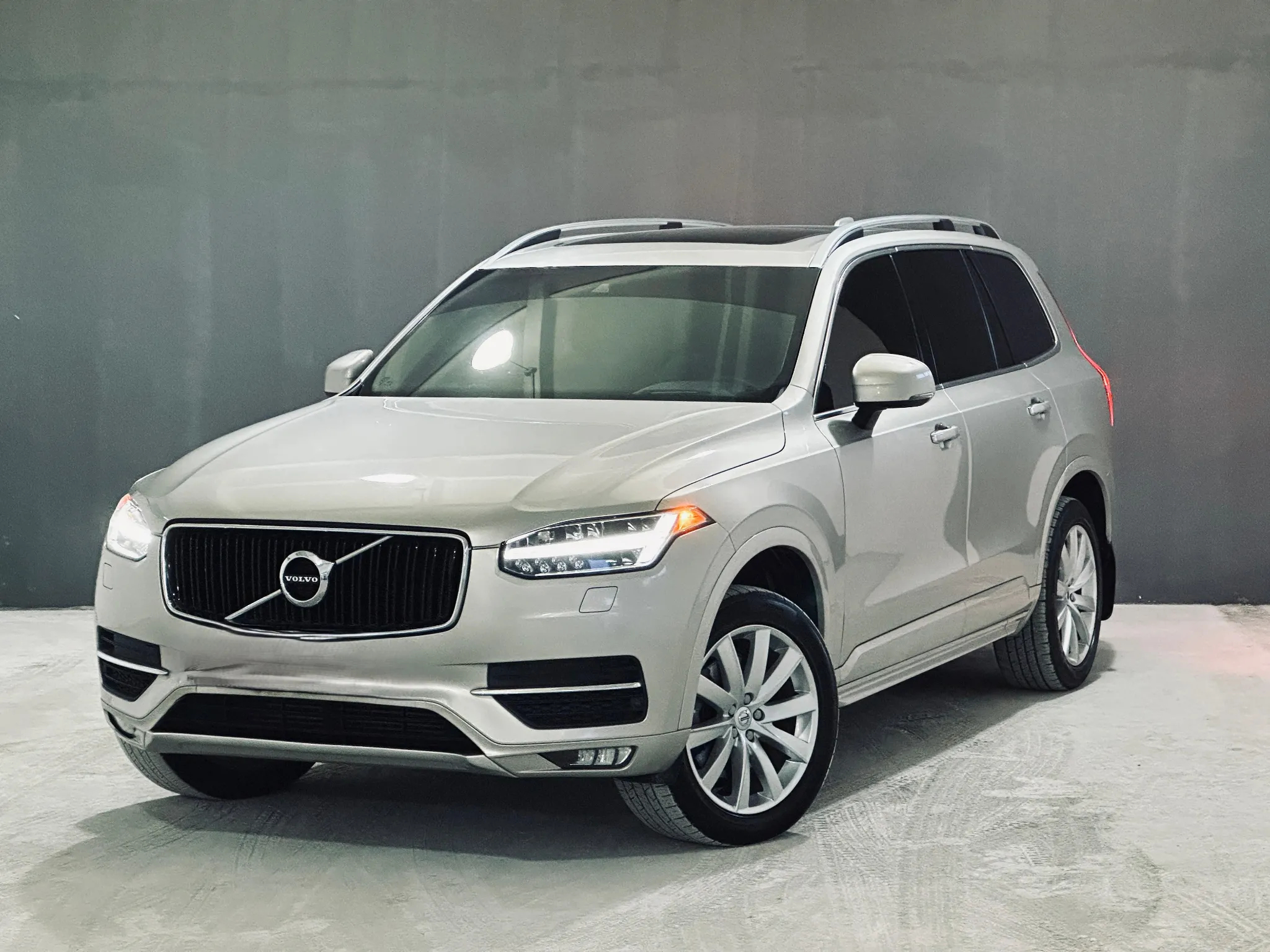 Volvo XC 90 T6 AWD Geartronic Momentum - 2