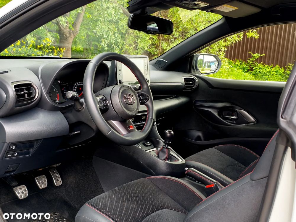 Toyota GR Yaris - 32
