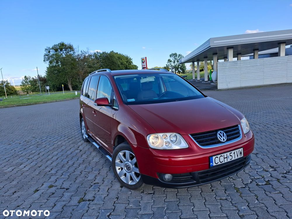 Volkswagen Touran 2.0 TDI Highline - 3