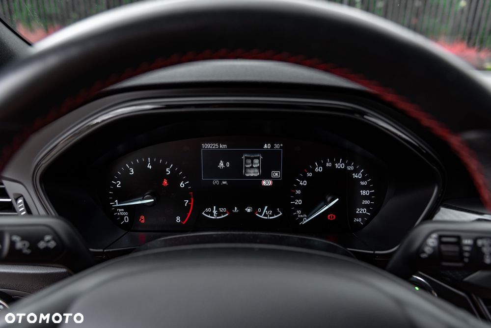 Ford Focus 1.0 EcoBoost Start-Stopp-System ST-LINE - 31