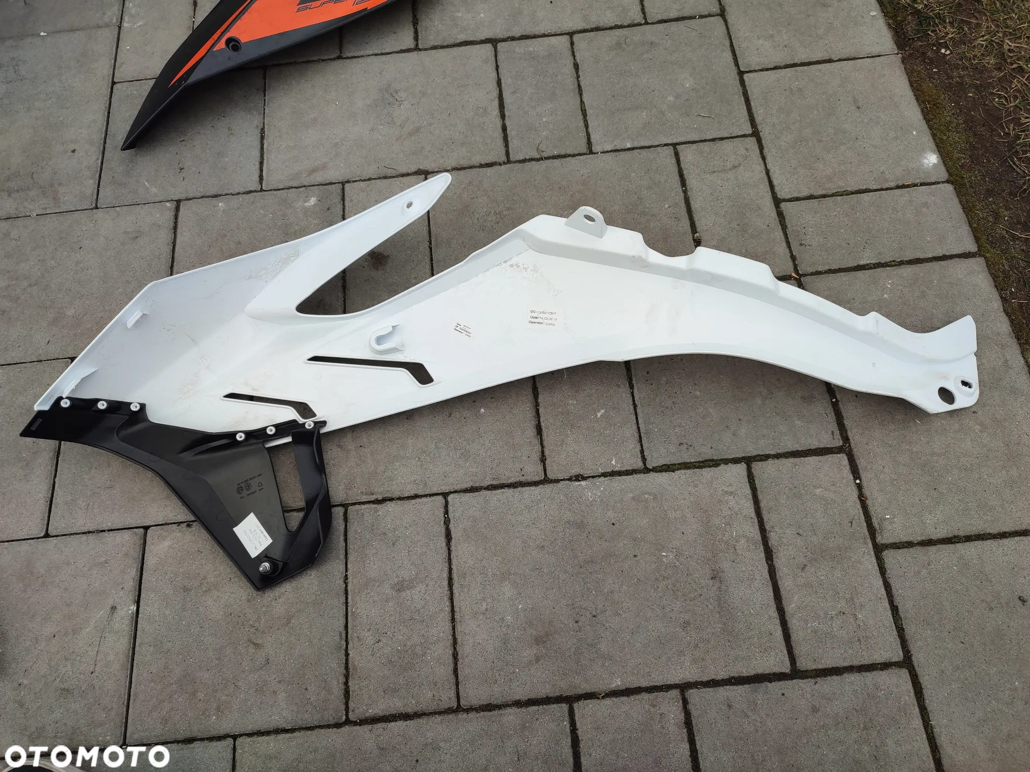 Owiewka, osłona prawa, bok, boczek prawy KTM 790 Adventure - 11
