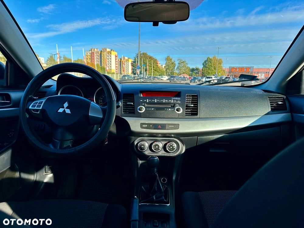 Mitsubishi Lancer - 5