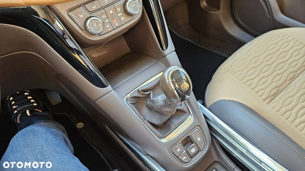 Opel Zafira 1.4 Turbo (ecoFLEX) Start/Stop Edition - 24