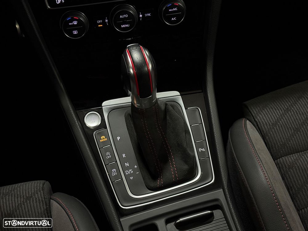 VW Golf 2.0 TSI GTi TCR DSG - 4