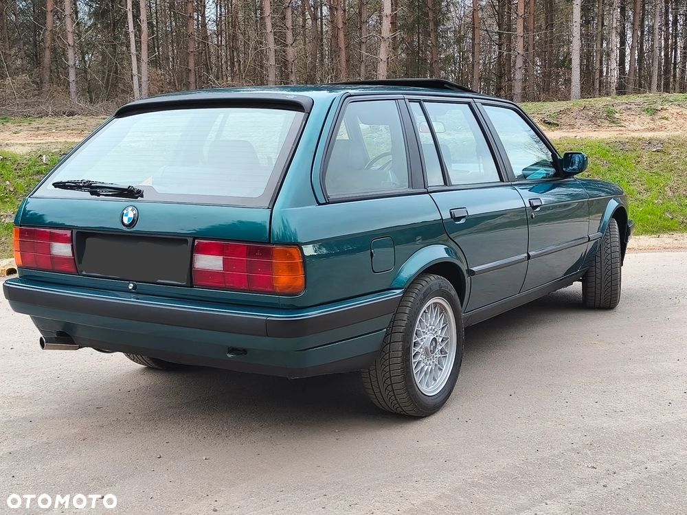 BMW Seria 3 316i - 4