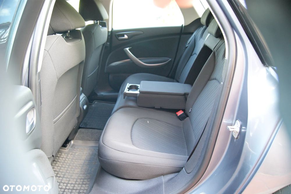 Citroën C5 2.0 16V Confort - 16