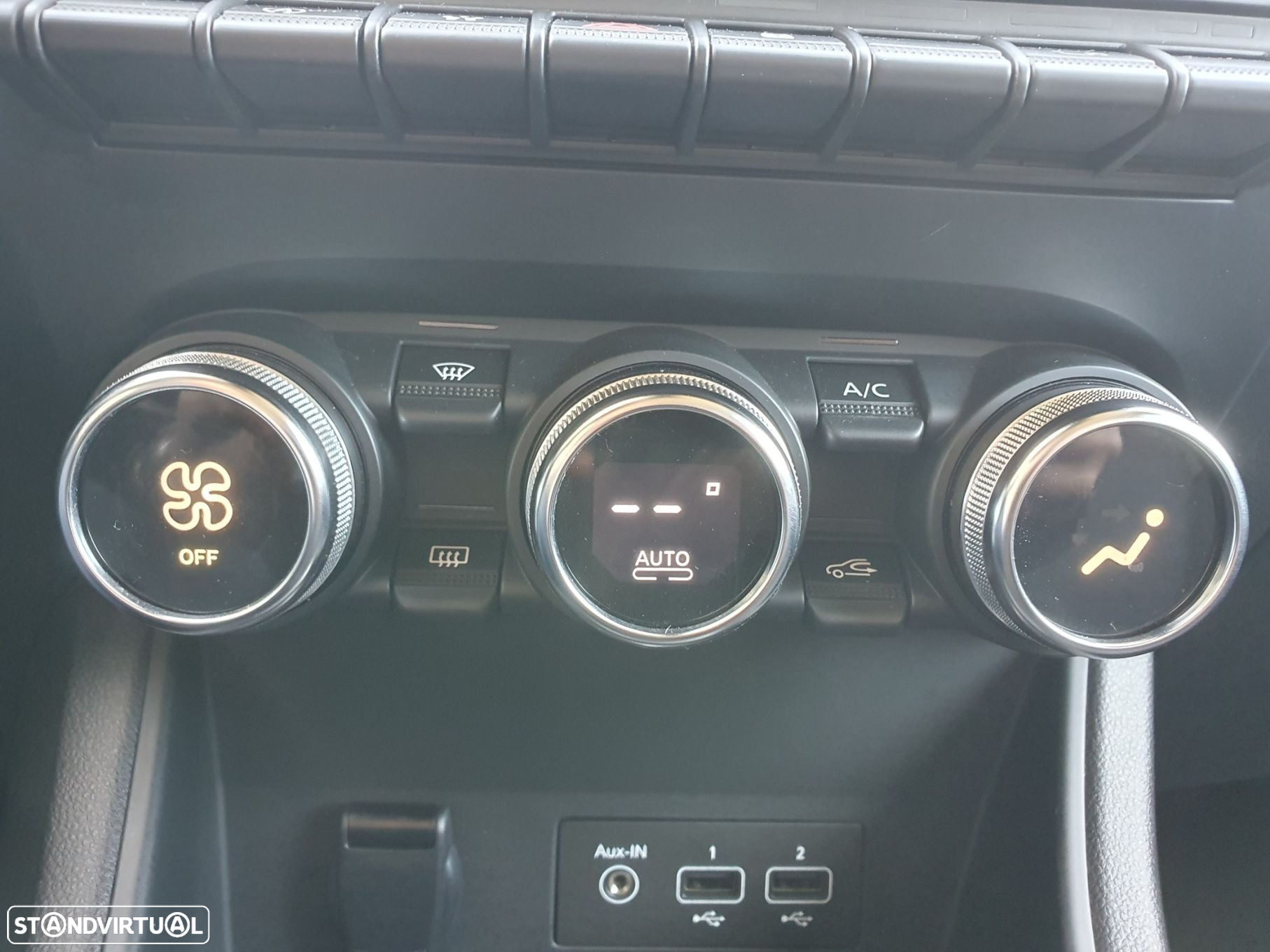 Renault Captur - 14