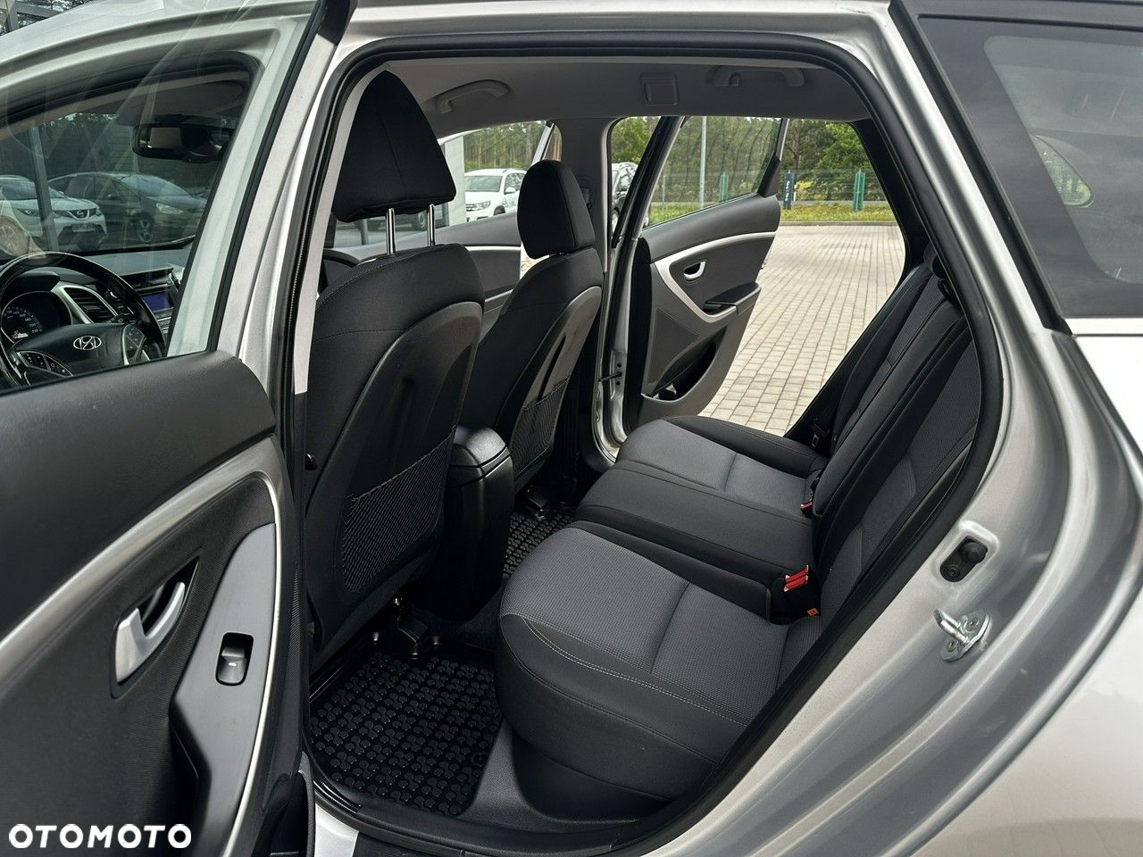 Hyundai i30 1.6 Classic + - 13