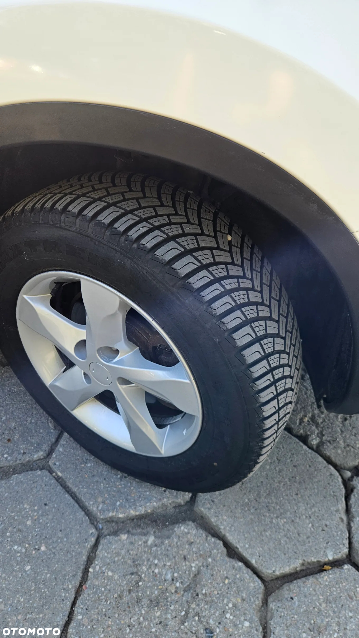 Nissan Qashqai 1.5 dCi Tekna - 6