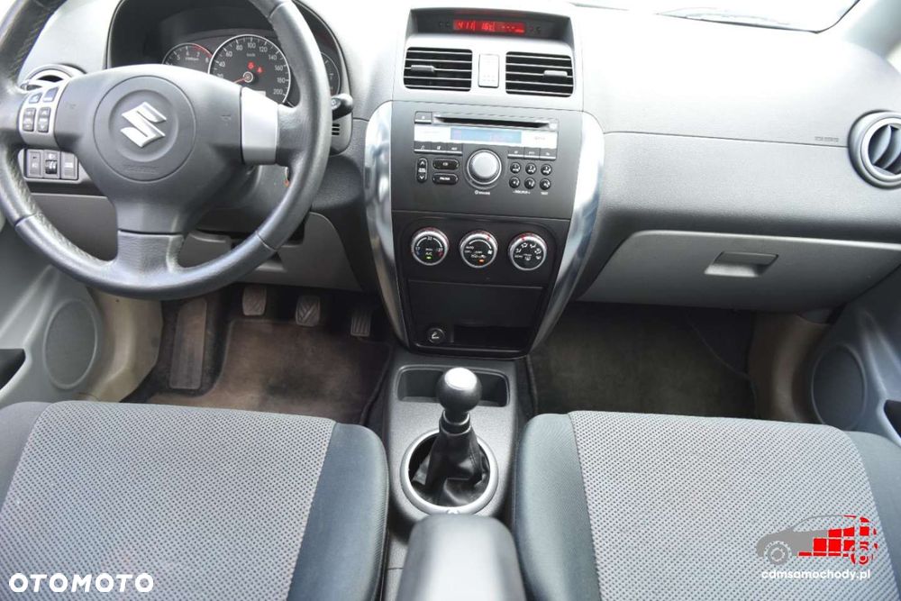 Suzuki SX4 - 23