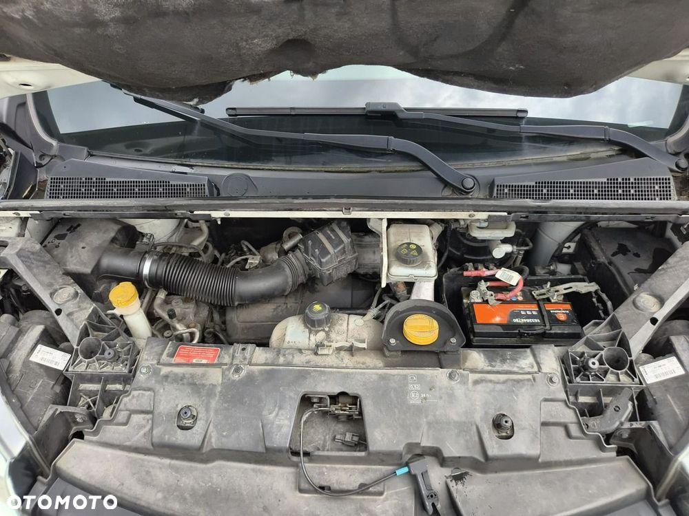 Renault Trafic - 19
