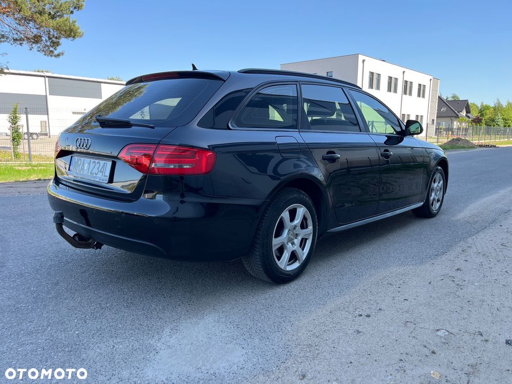 Audi A4 Avant 2.0 TDI - 19