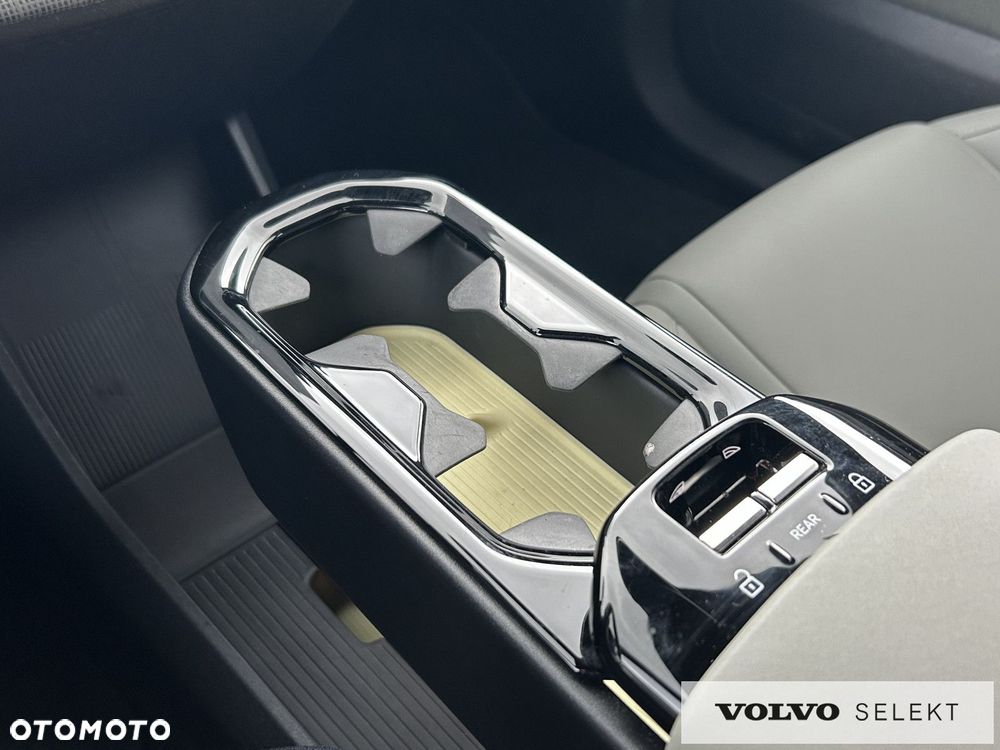 Volvo EX30 - 24