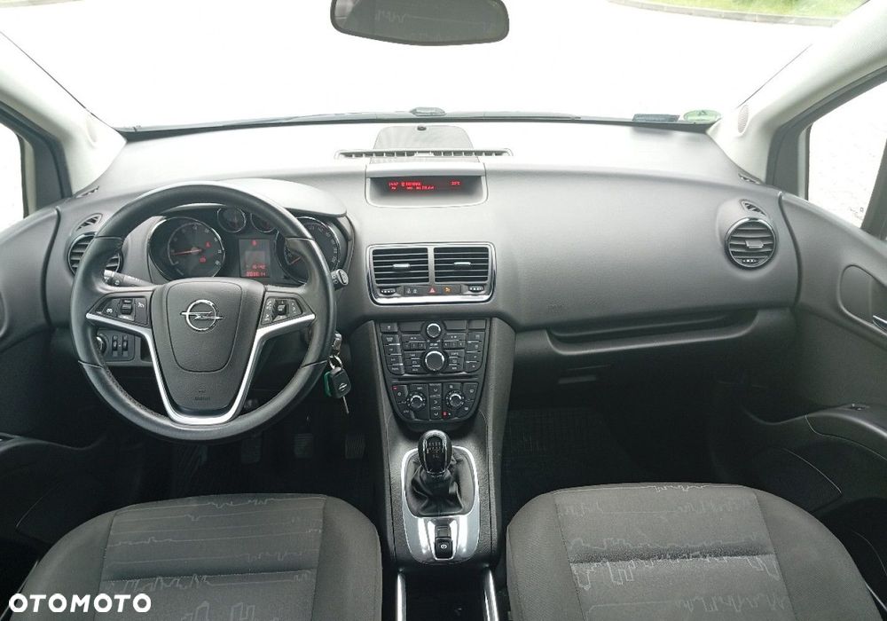Opel Meriva - 21