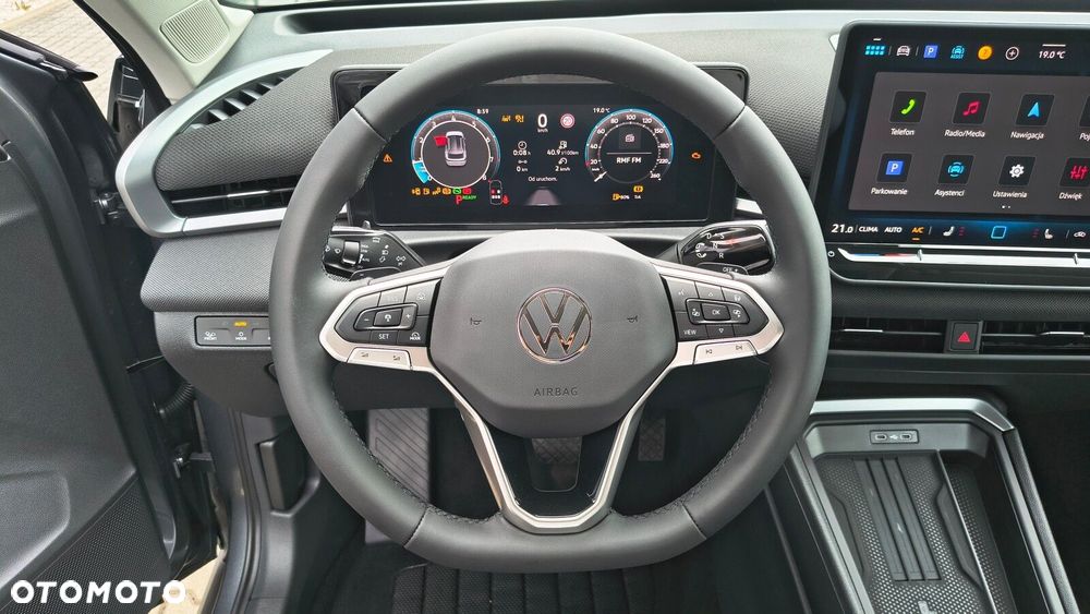 Volkswagen T-Roc - 16