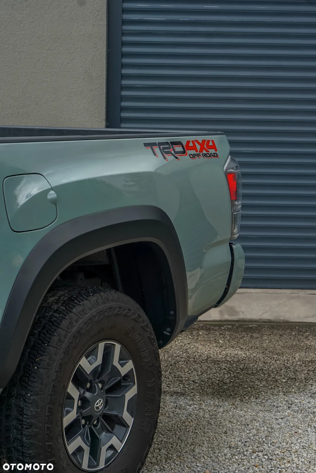 Toyota Tacoma - 7