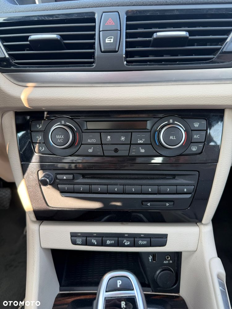 BMW X1 xDrive20i xLine - 30