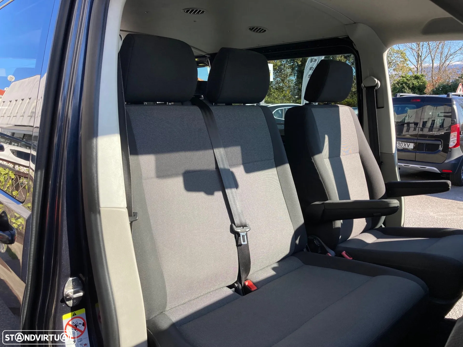 VW Transporter 2.0 TDI Extra AC - 13