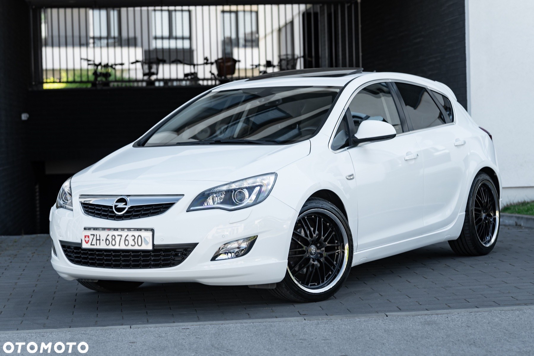 Opel Astra 1.6 Turbo Sport - 5