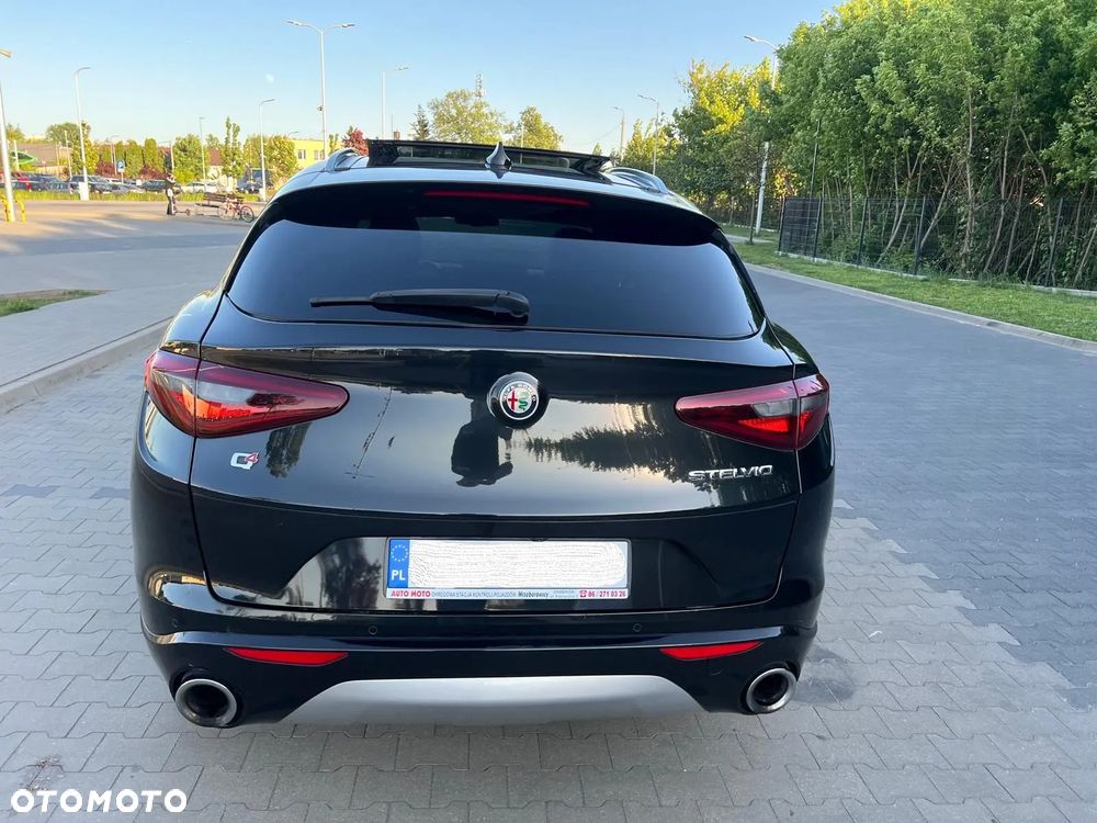 Alfa Romeo Stelvio 2.0 Turbo Veloce Q4 - 8