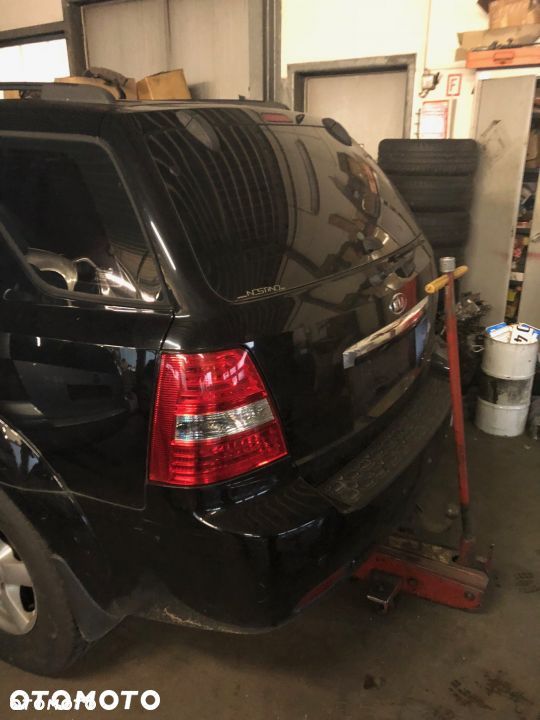 KIA SORENTO  2,5 CRDI  DRZWI PRAWE TYŁ KPL. - 3