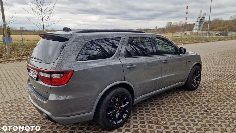 Dodge Durango 6.4 SRT - 8