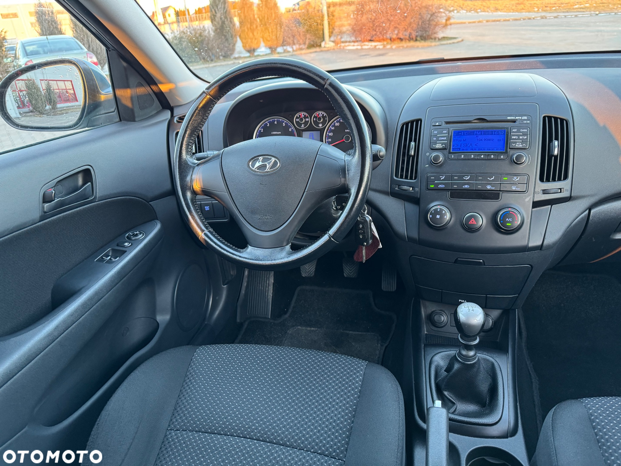 Hyundai i30 1.4 Comfort World Cup - 19