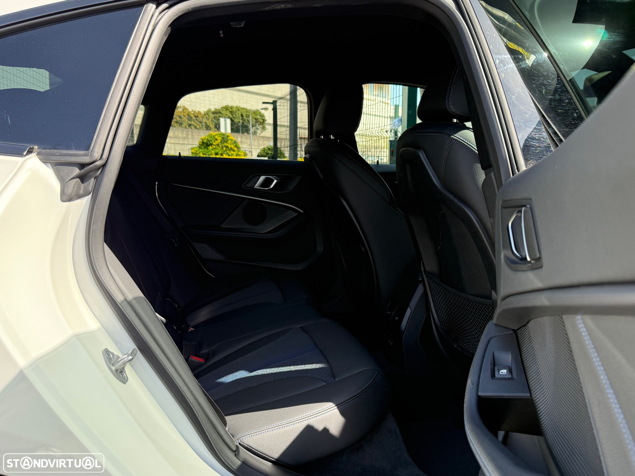 BMW 218 Gran Coupé i Pack Desportivo M - 45