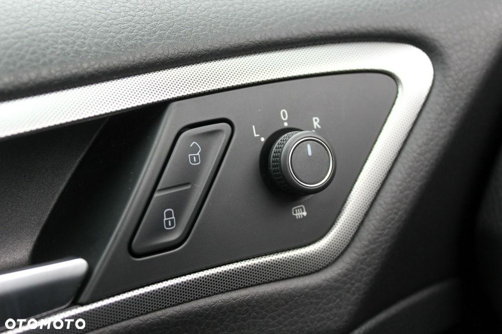 Volkswagen Golf 1.0 TSI BlueMotion Trendline - 22