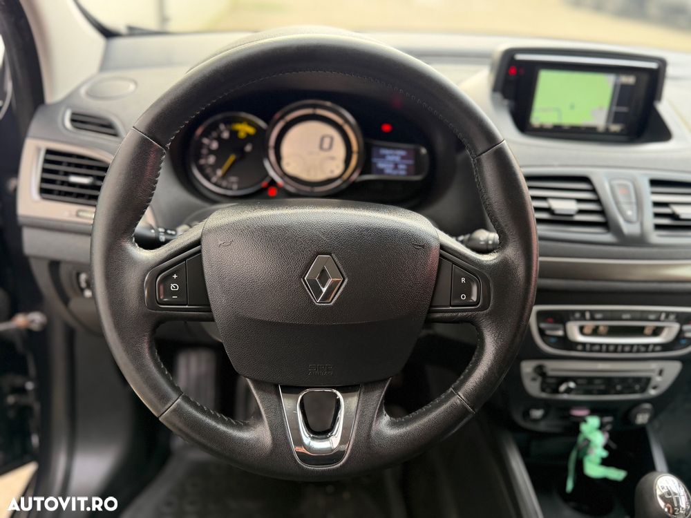 Renault Megane III 1.5 dCi Color Edition - 9