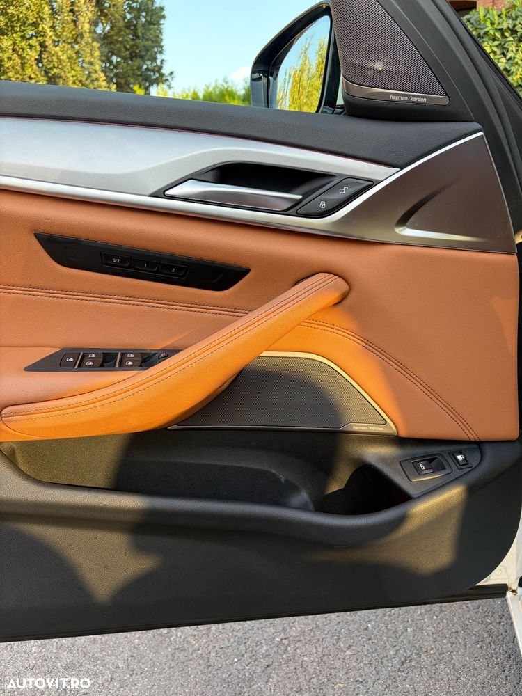 BMW Seria 5 2022 — imagine 21