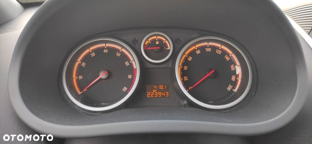 Opel Corsa 1.4 16V - 6