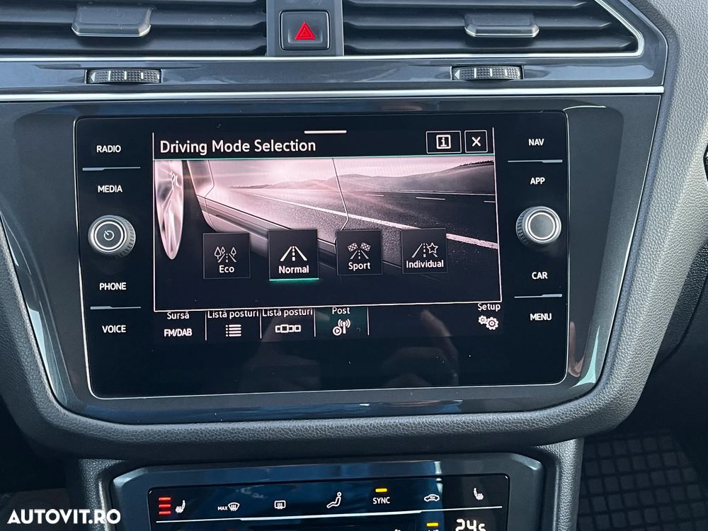 Volkswagen Tiguan - 23