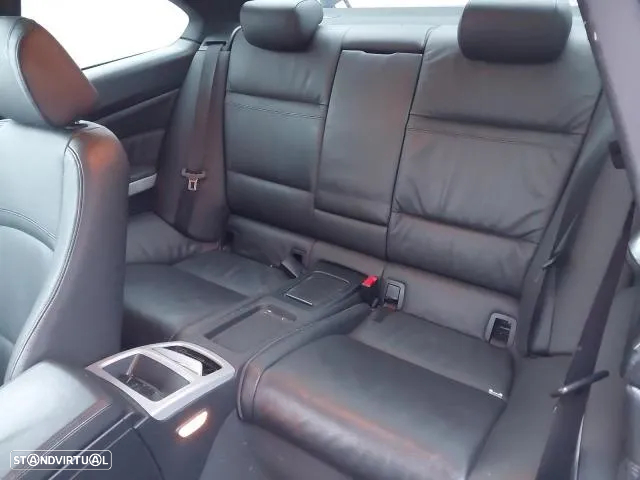BMW 320d Coupe E92 | E93 Pack M Xenon Para Peças - 2.0 | 16v | 177cv | N47D20C - Parachoques | Frente Completa | Rádio | Jantes | Faróis | Portas | Vidro | Motor | Tampa Mala | Farolim | Farolins - 3
