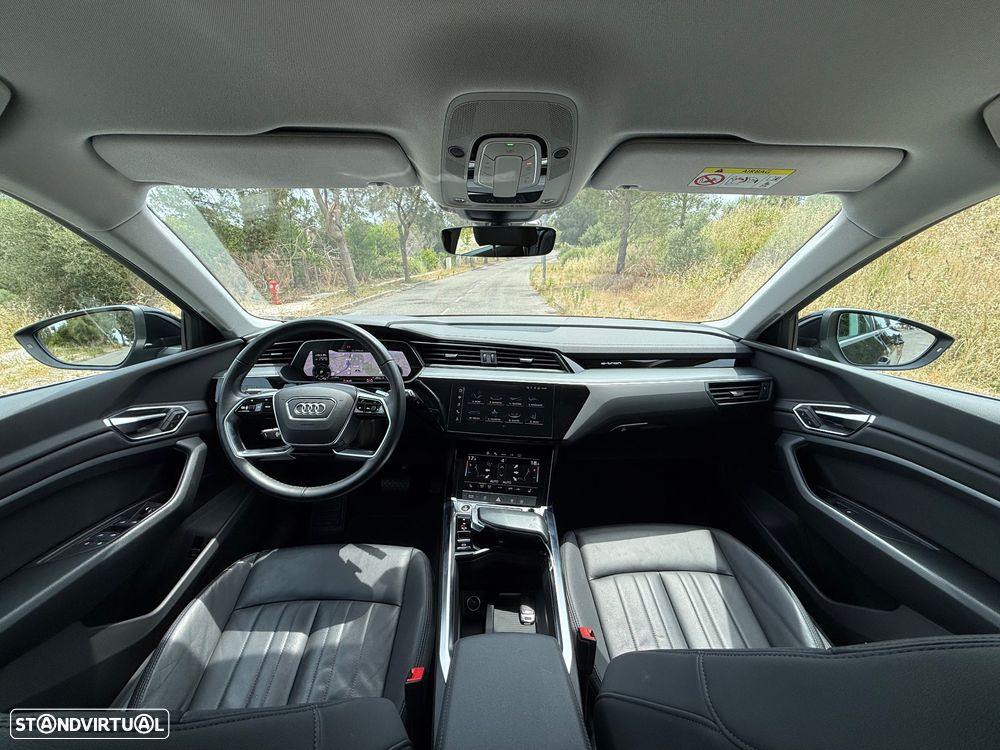 Audi e-tron 50 quattro S line - 24
