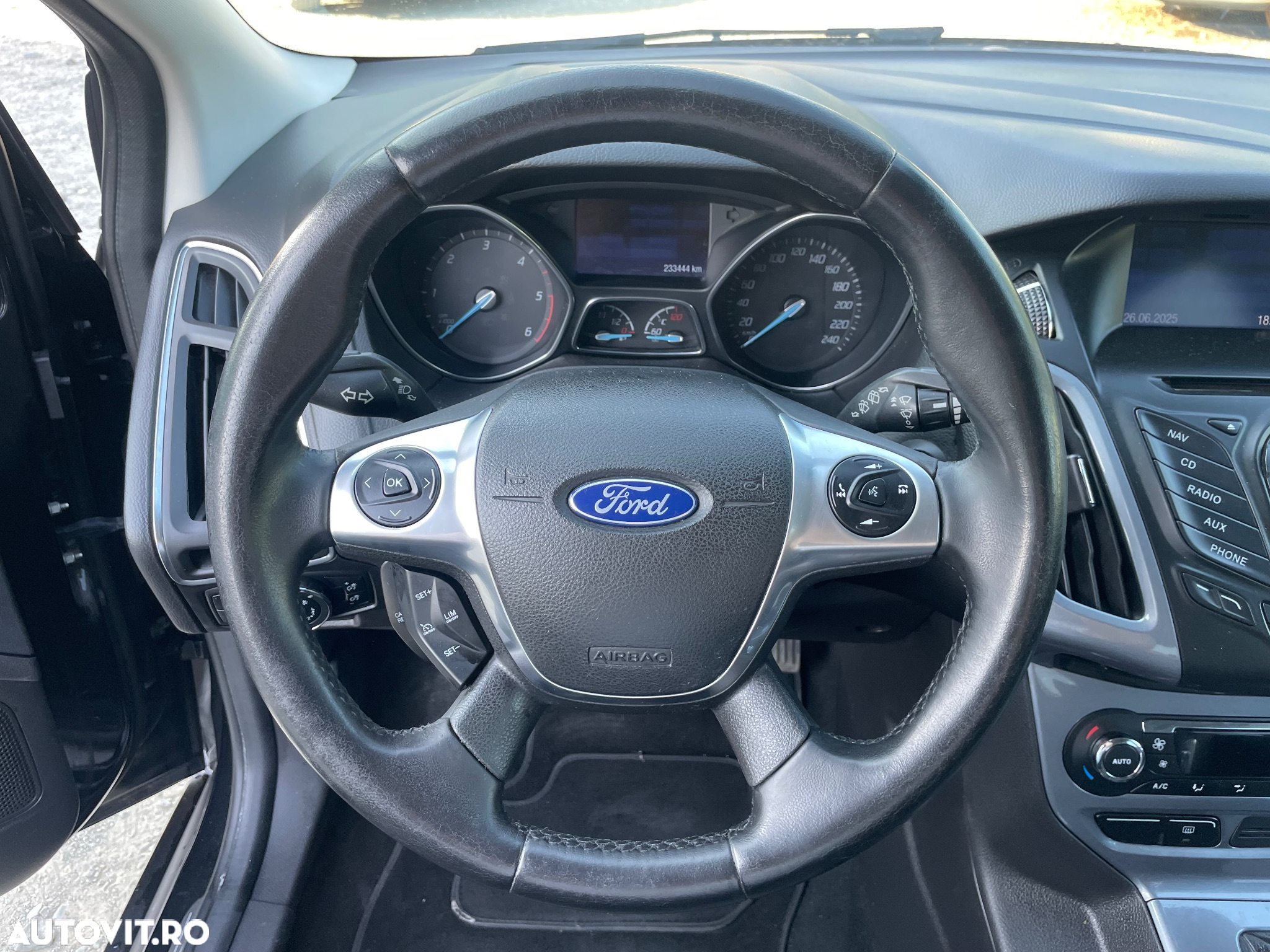 Ford Focus 2.0 TDCI DPF Powershift Titanium - 18
