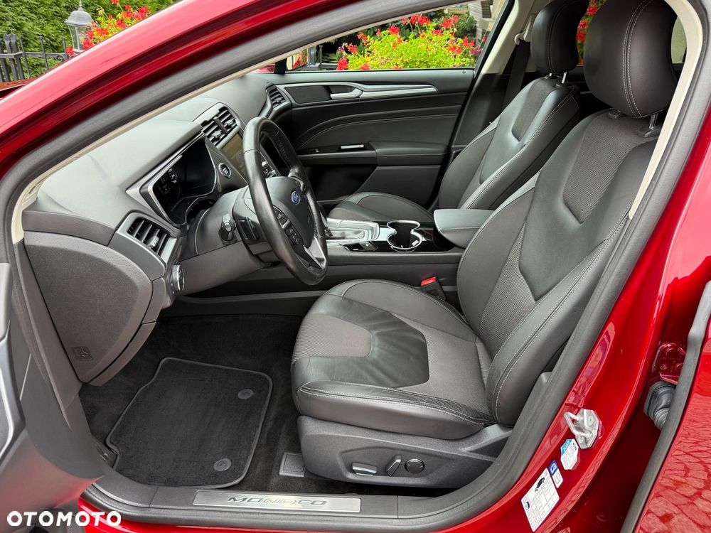 Ford Mondeo 2.0 TDCi Titanium PowerShift - 18