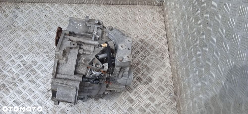 Skrzynia Biegów KNY AUDI B6 2.0 TDI - 2