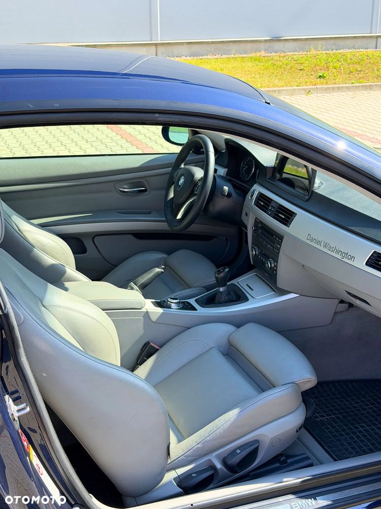 BMW Seria 3 320d - 28