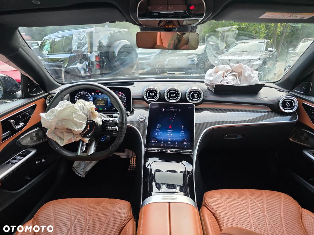 Mercedes-Benz Klasa C AMG 63 S E Performance PHEV 4-Matic - 24