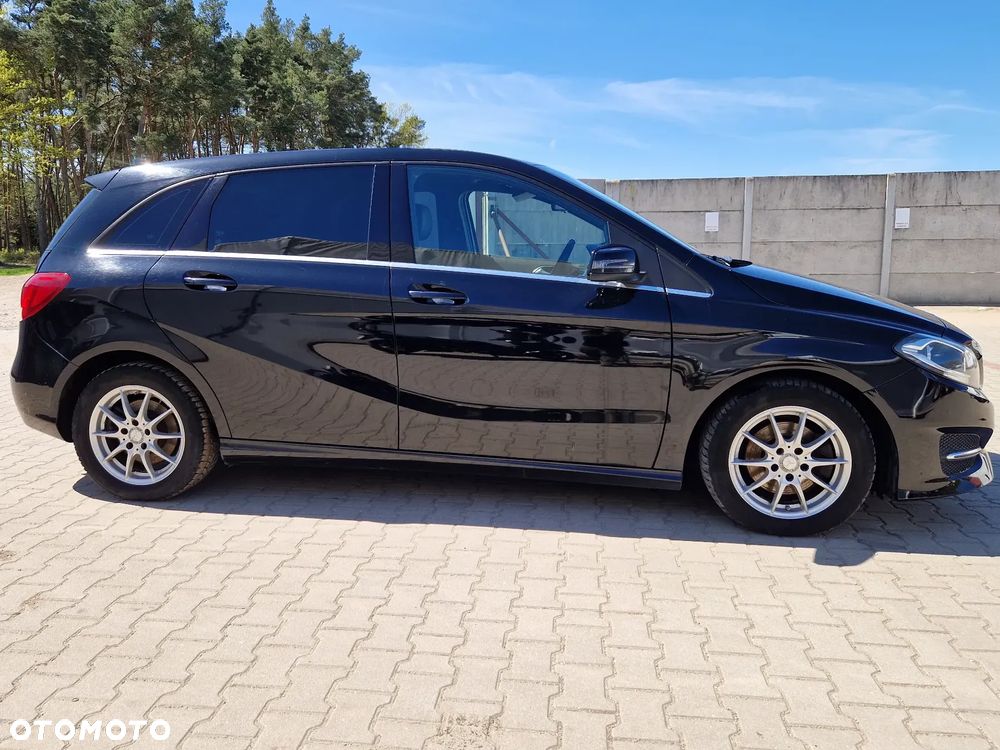 Mercedes-Benz Klasa B 200 d 7G-DCT Edition - 12