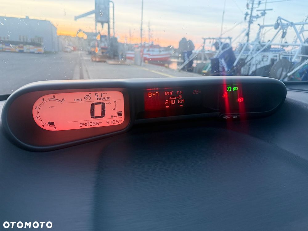 Citroën C3 Picasso HDi 90 FAP Color Selektion - 9