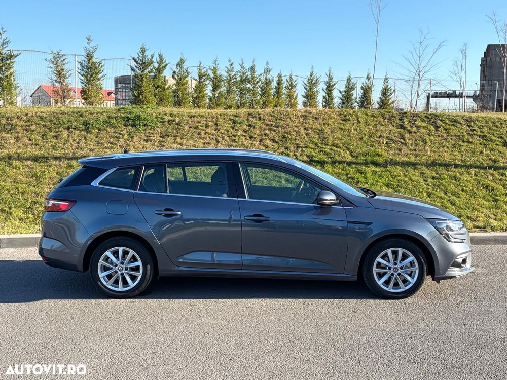 Renault Megane Blue dCi 116 Zen - 13