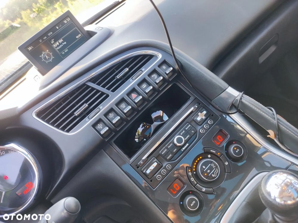 Peugeot 3008 BlueHDi 120 Stop & Start Allure - 14