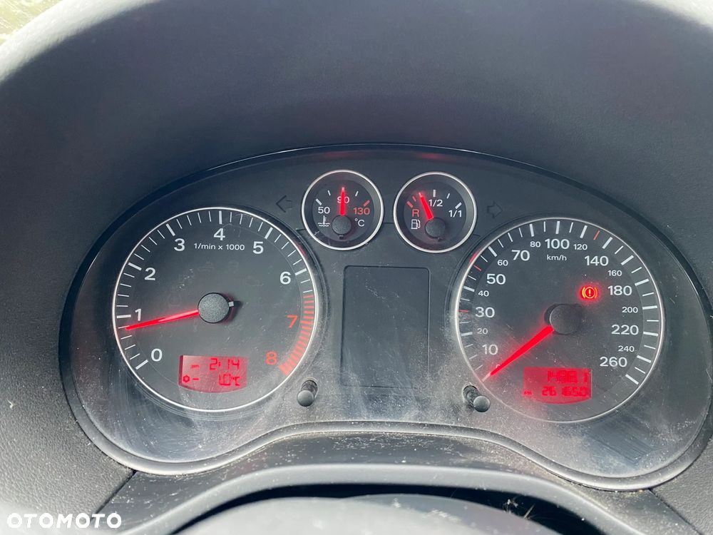 Audi A3 Sportback 1.8 TFSI Attraction - 12