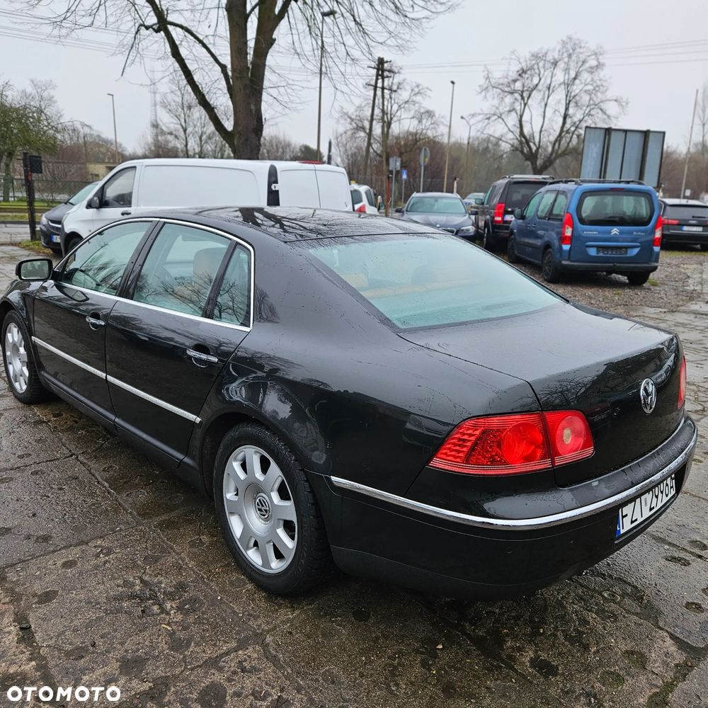 Volkswagen Phaeton - 5