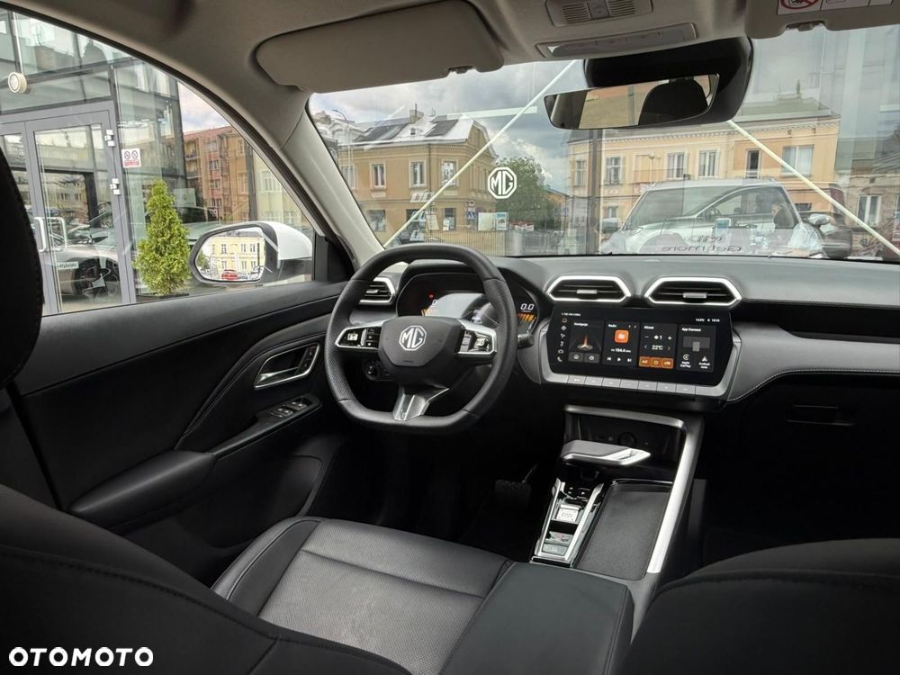 MG ZS Hybrid+ - 8